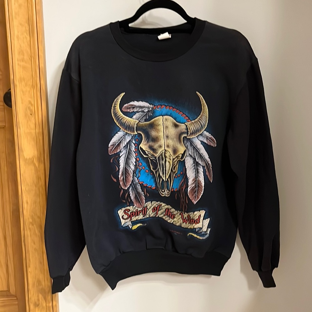 Vintage, Spirit of the Wind sweatshirt good condition. Large. Collector 90’s